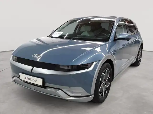 Hyundai Ioniq view 2