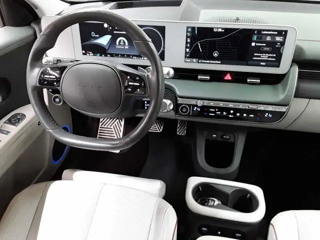 Hyundai Ioniq view 10