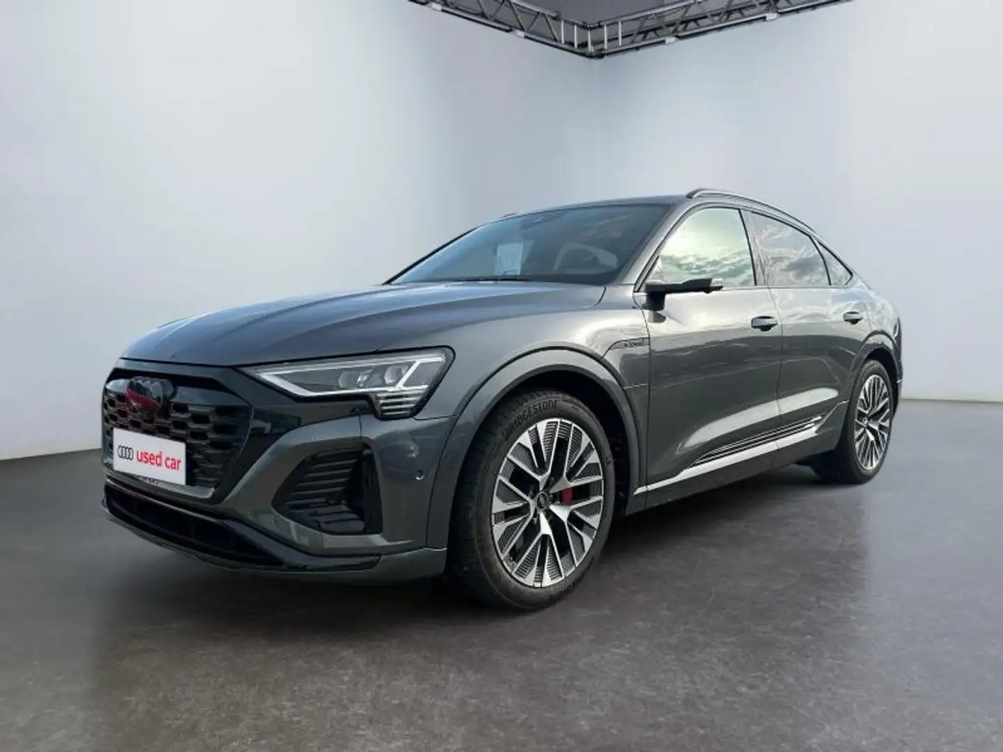 Audi Q8 Sportback 55 e-tron Gris - 1