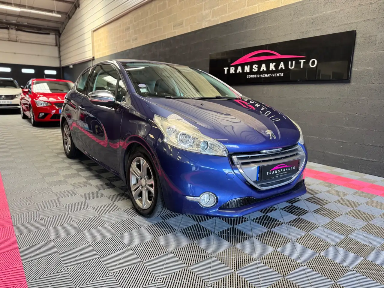 Peugeot 208 1.2 VTi 82ch BVM5 Active