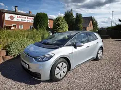 Volkswagen ID.3 Pro Life *Wärmepumpe,Klimatr,Sitzhzg,Navi,APP,LED*