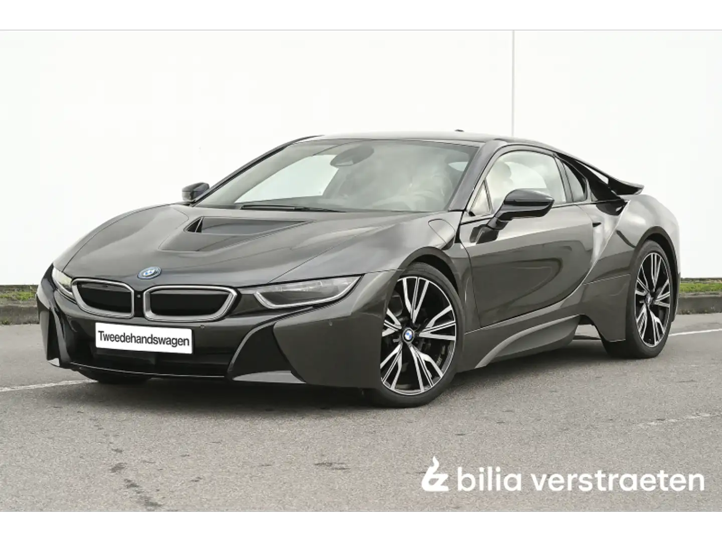BMW i8 Coupé Gris - 1