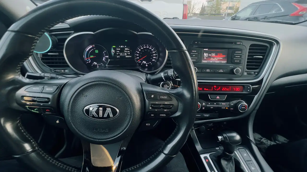 Kia Optima снимка Kia Optima
