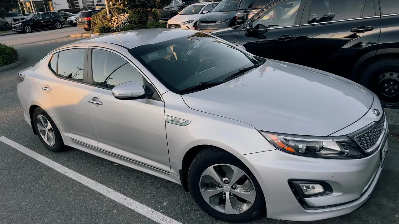 Kia Optima снимка Kia Optima