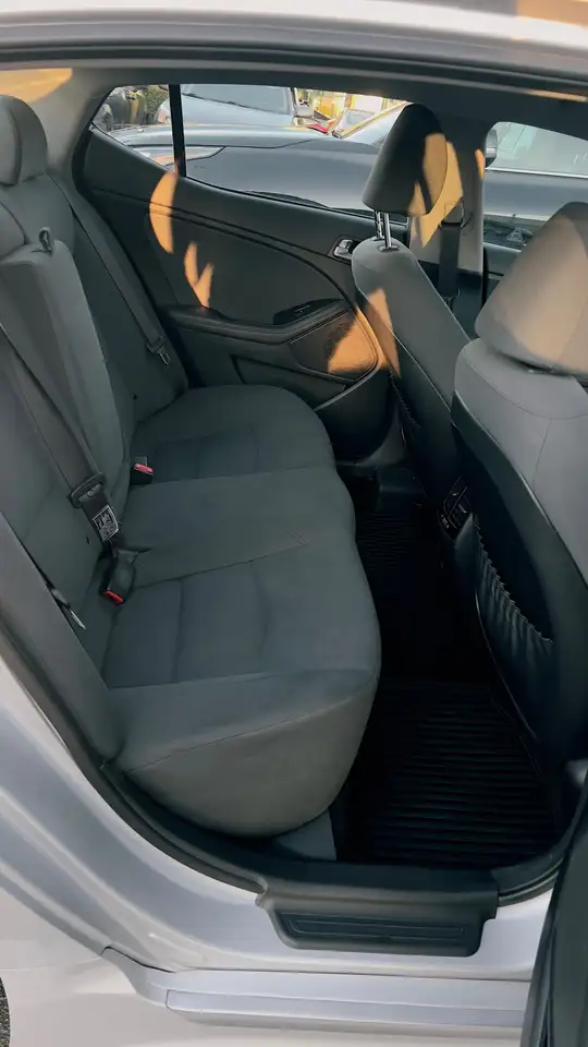 Kia Optima снимка Kia Optima