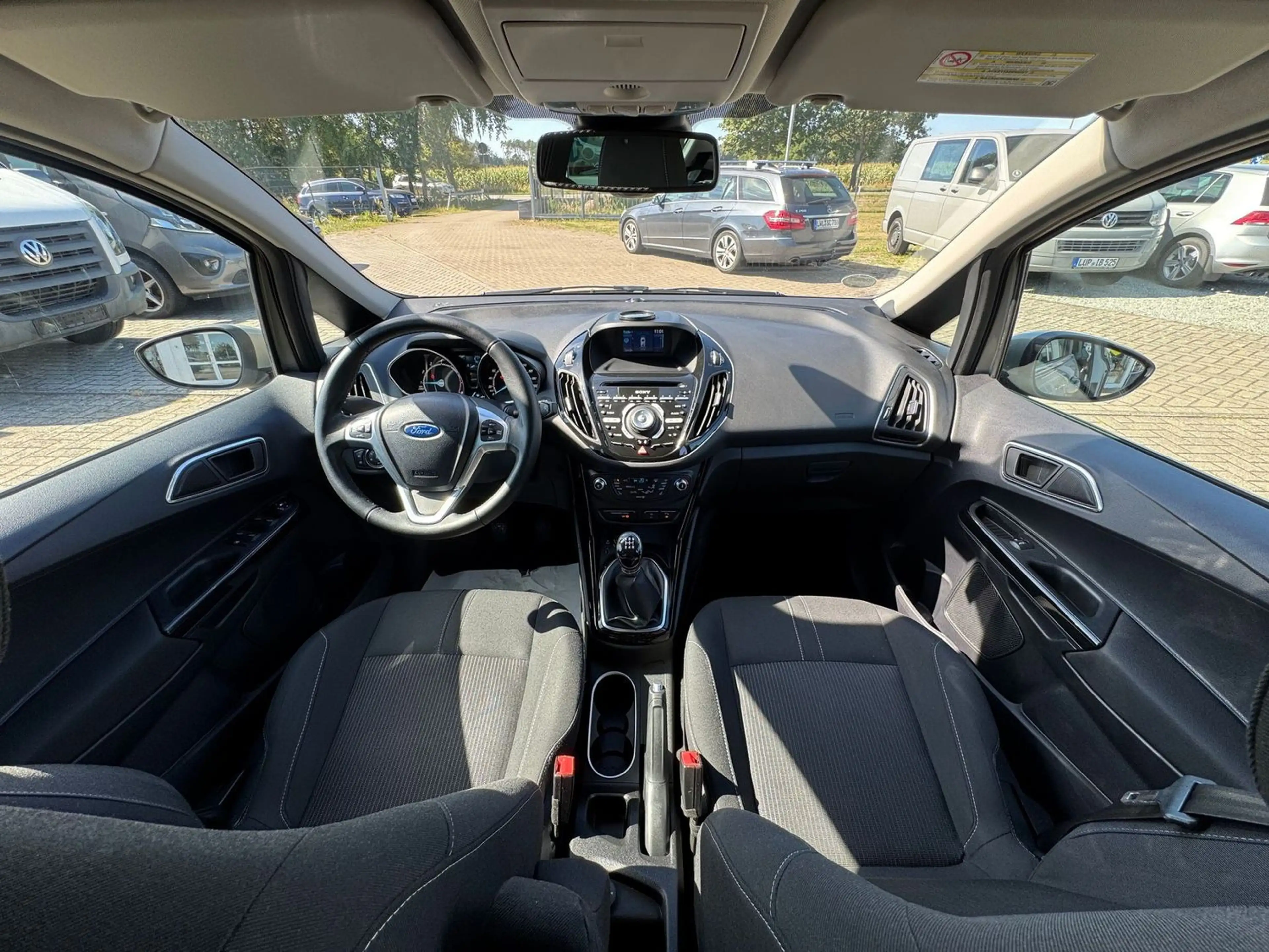 Ford B-Max mit AHK HU 06.28 — photo 13