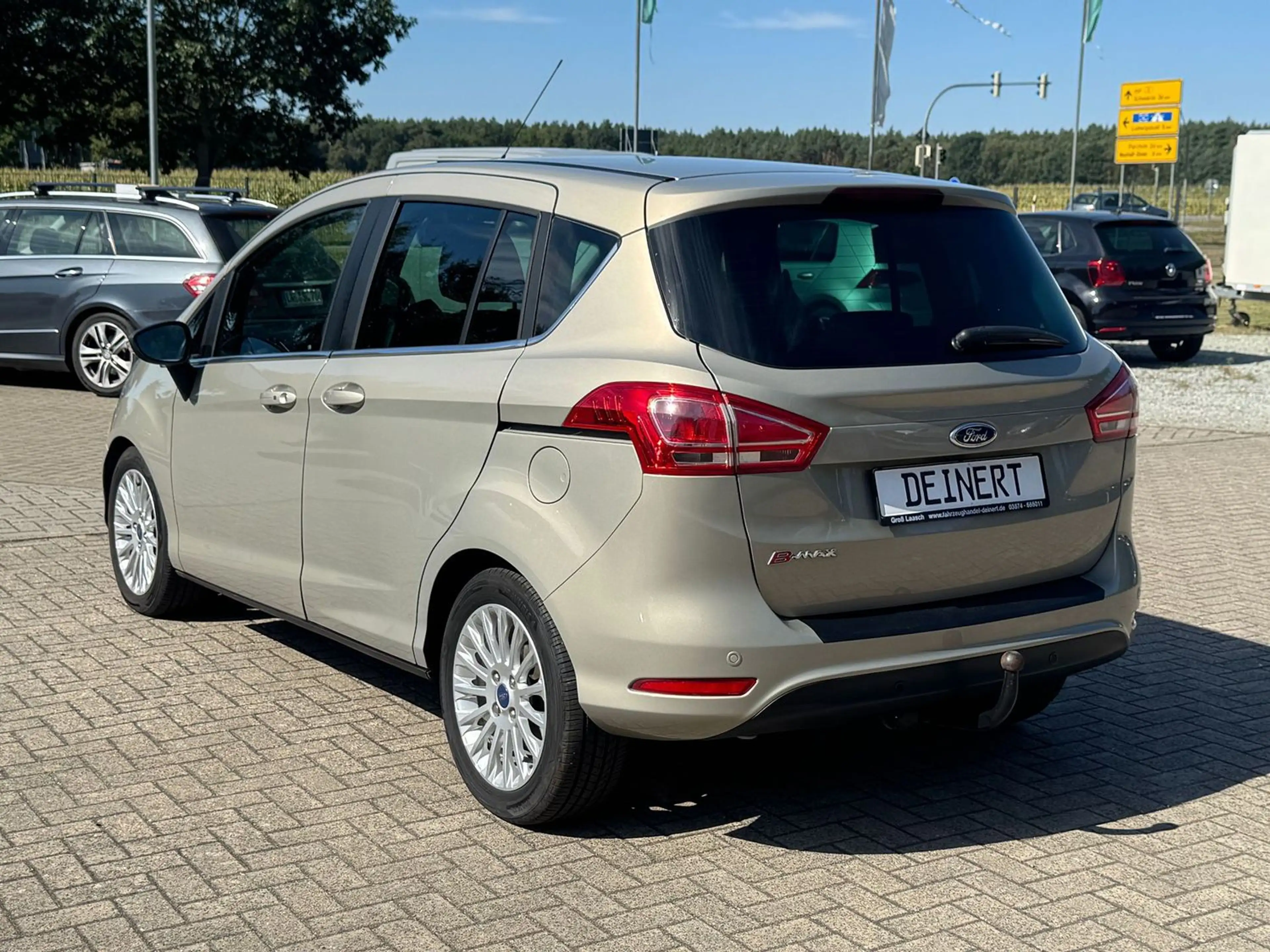Ford B-Max mit AHK HU 06.28 — photo 3