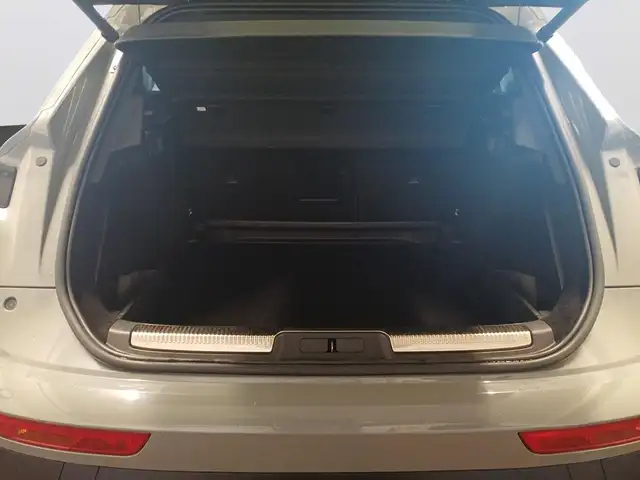 DS Automobiles DS 7 Crossback view 8