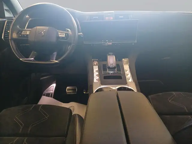 DS Automobiles DS 7 Crossback view 11