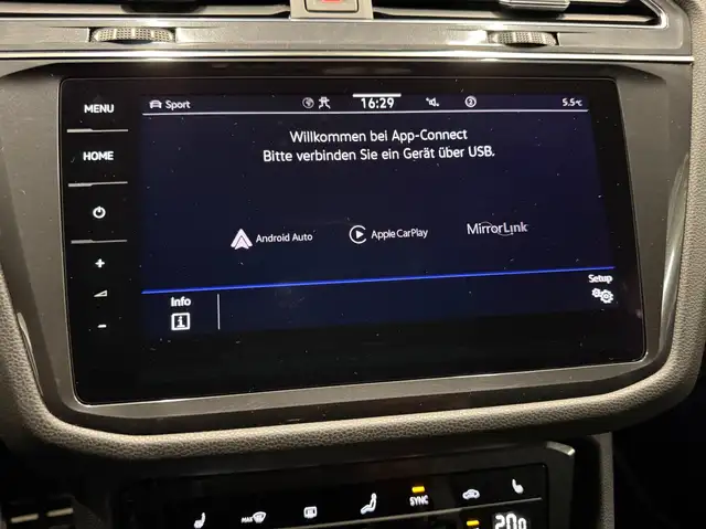 Volkswagen Tiguan Allspace view 21