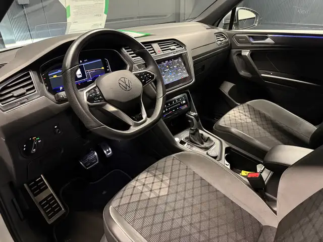Volkswagen Tiguan Allspace view 30