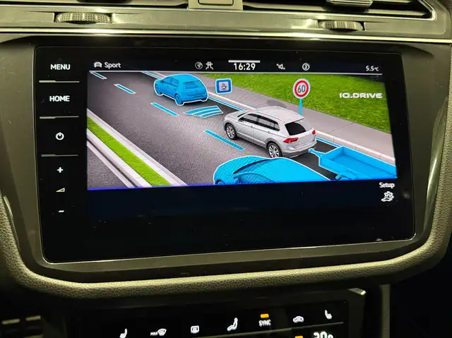 Volkswagen Tiguan Allspace view 22