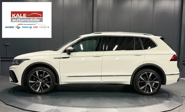 Volkswagen Tiguan Allspace view 3