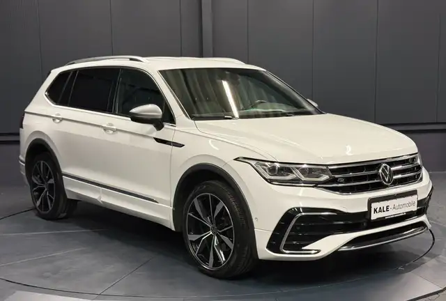 Volkswagen Tiguan Allspace view 10