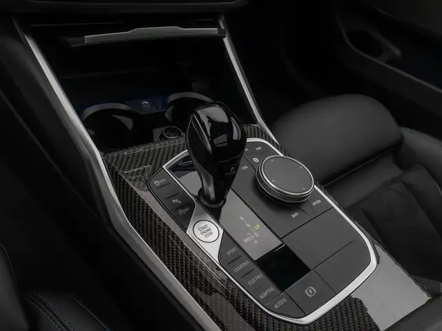 BMW 3 Series view 23