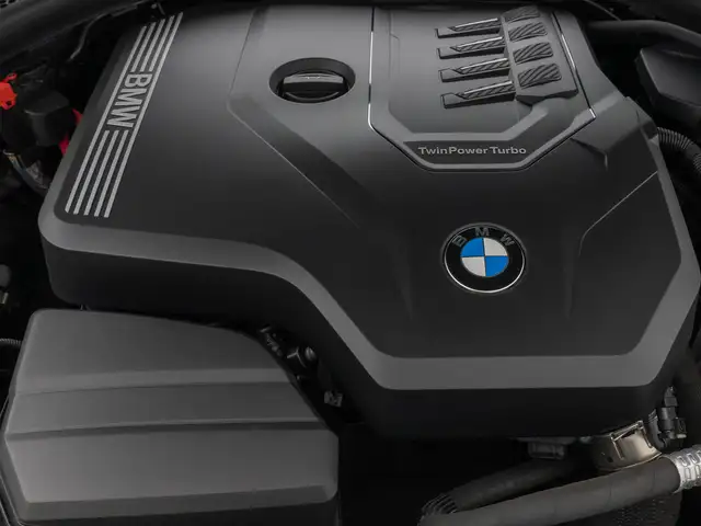 BMW 3 Series view 19