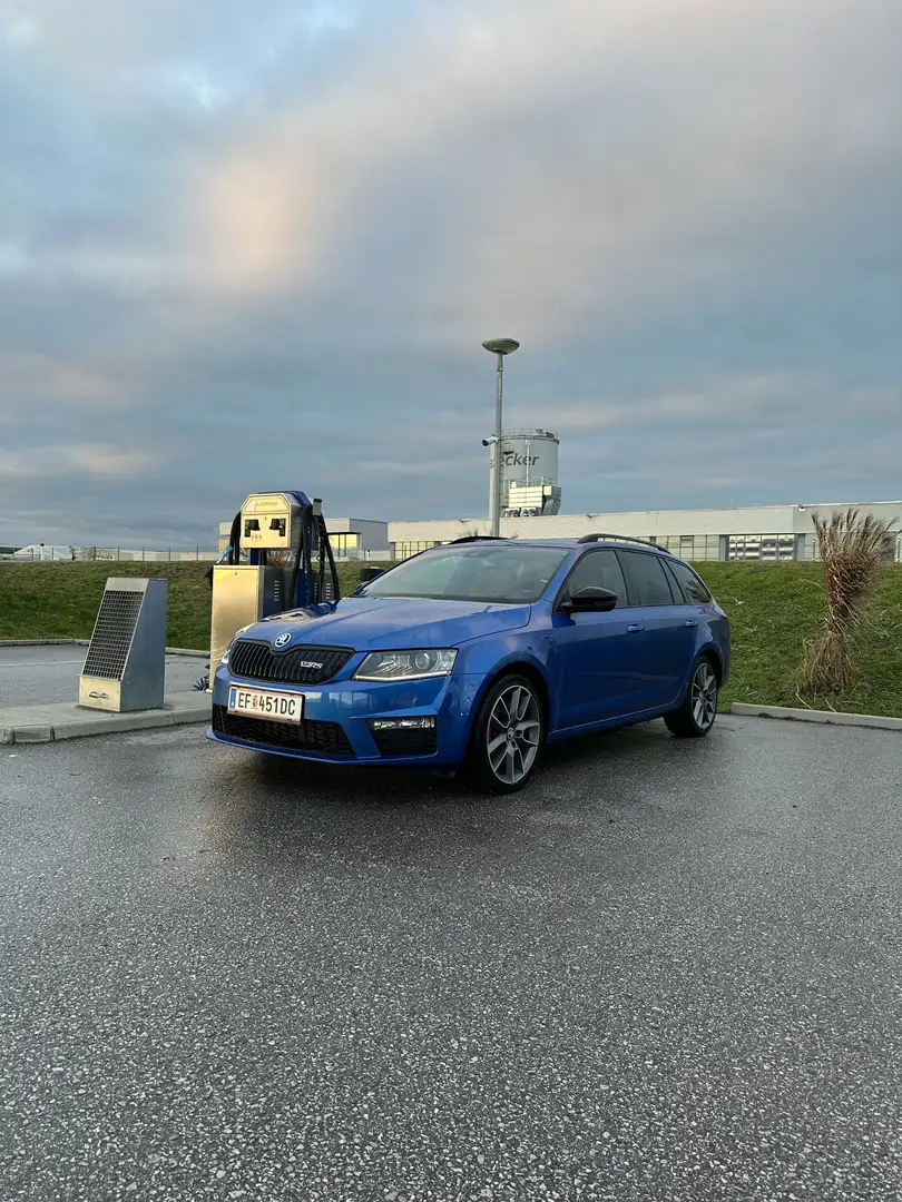 Skoda Octavia Combi 2.0 TDI (Green tec) RS - 1