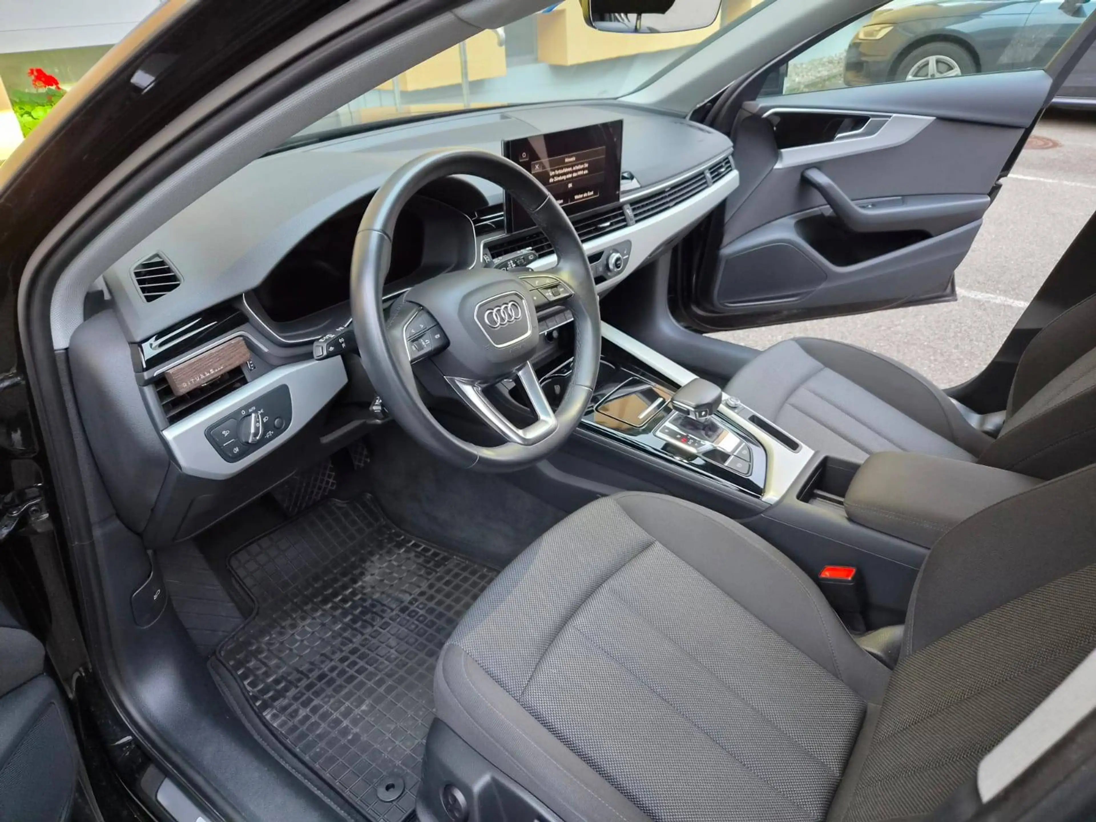 Audi A4 35 TDI basis — photo 11
