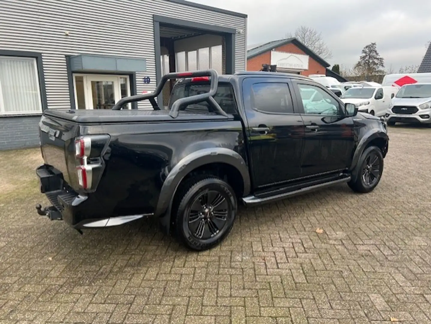 Isuzu D-Max 1.9D 120KW Double Cab V-Cross AUT. KLIMA NAVI CAM Noir - 2