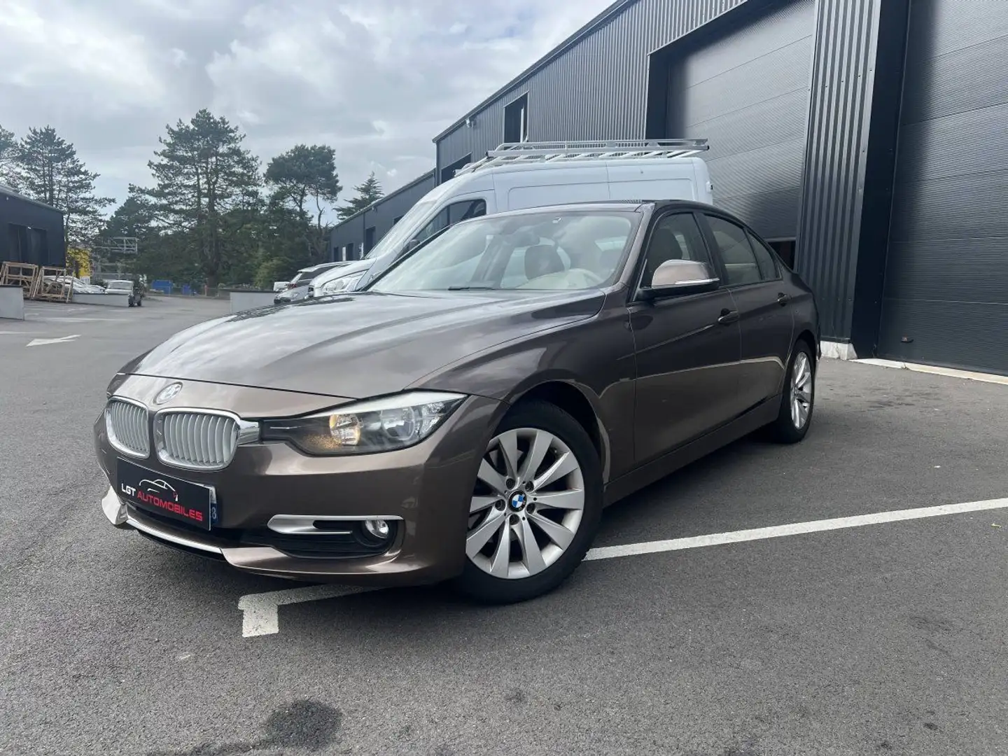 BMW 320 VI (F30) 320d 184ch Modern - 1
