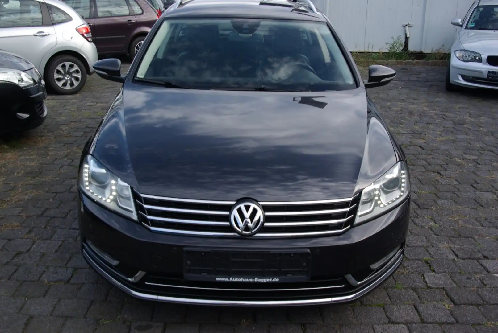 Volkswagen Passat Variant Highline - 1