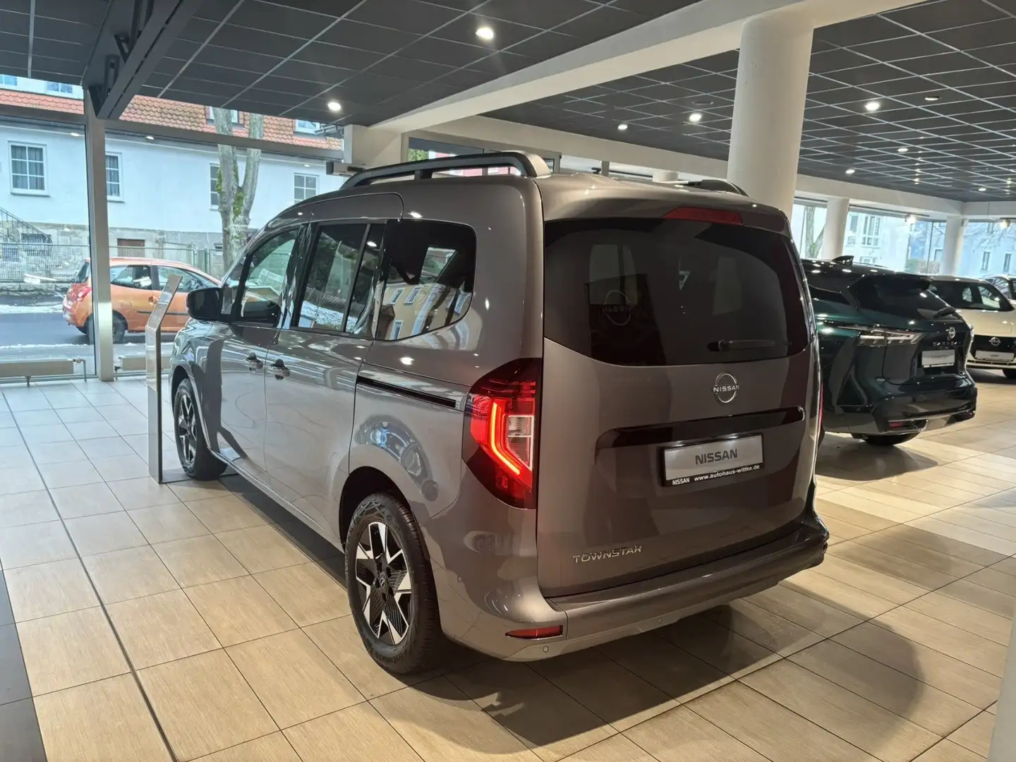 Nissan Townstar Kombi L1 DIG-T 130 6MT N-Connecta Gri - 2