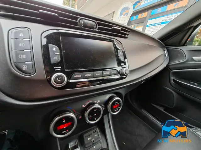 Alfa Romeo Giulietta view 13