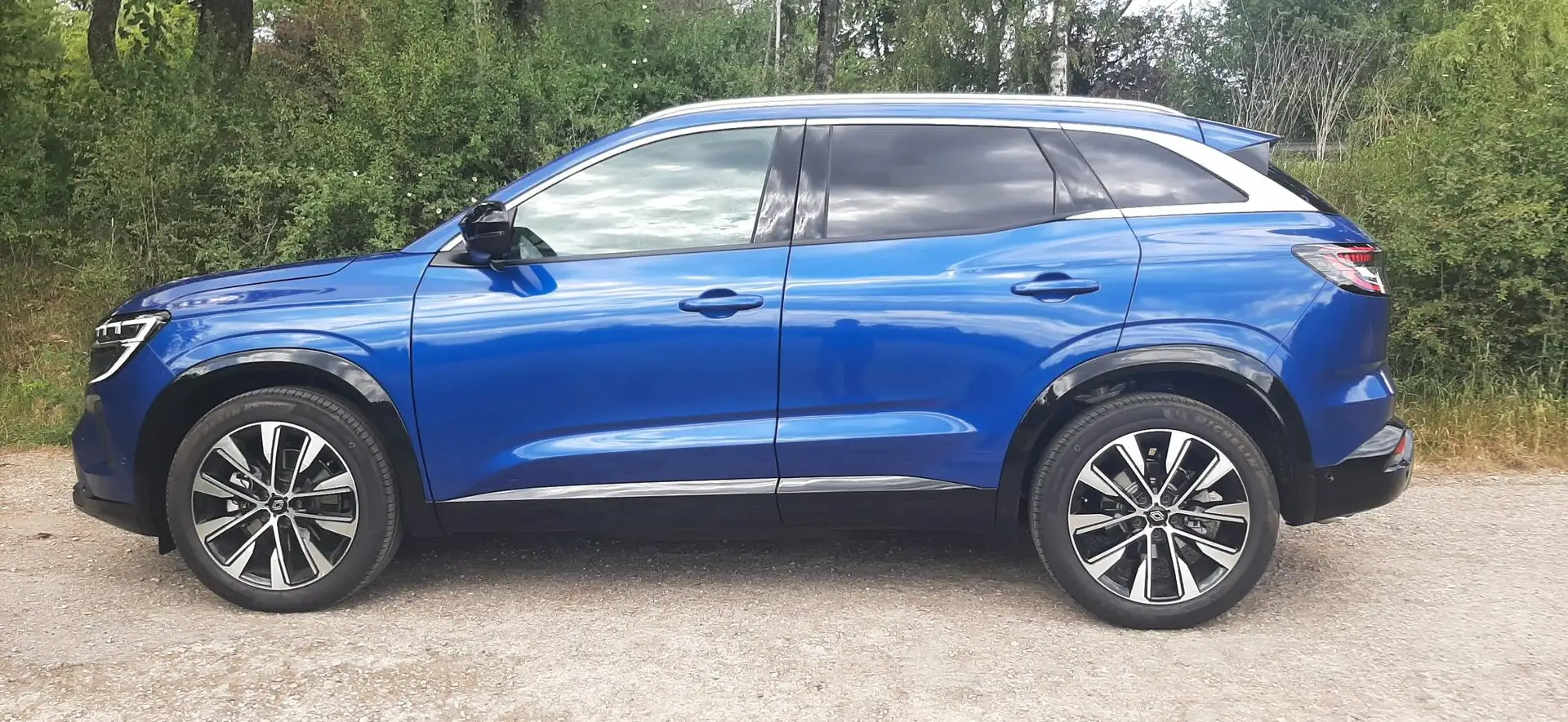 Renault Austral E-Tech Full Hybrid 200 Techno Blau - 2
