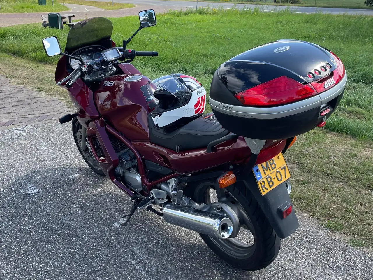 Yamaha XJ 900