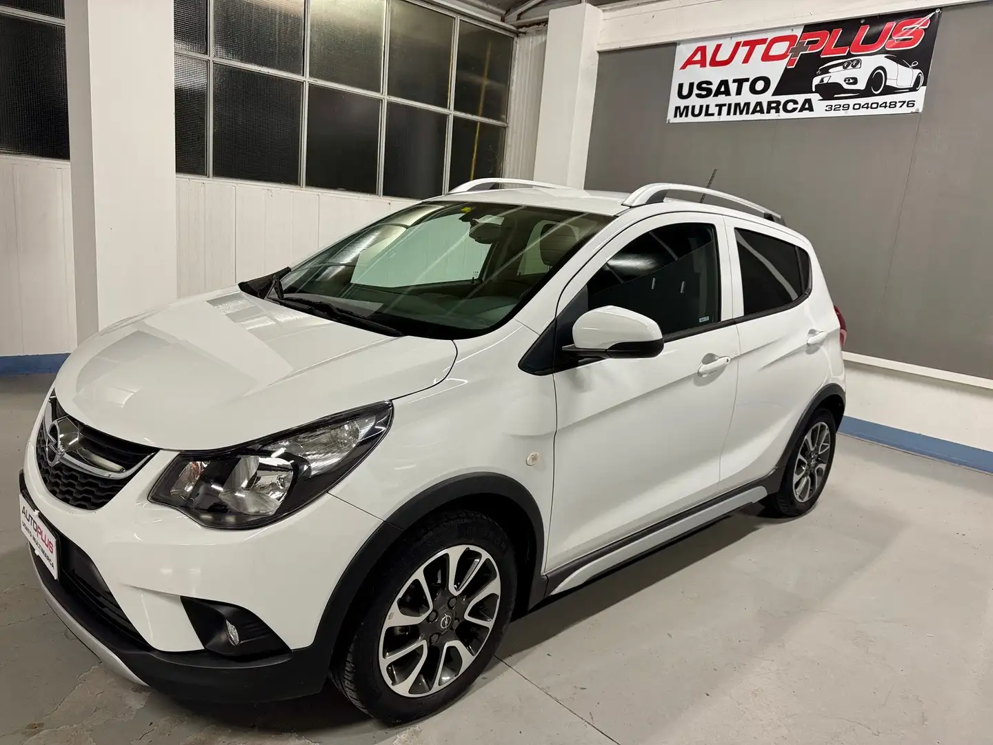 Opel Karl Karl 1.0 Rocks 75cv auto Bianco - 1