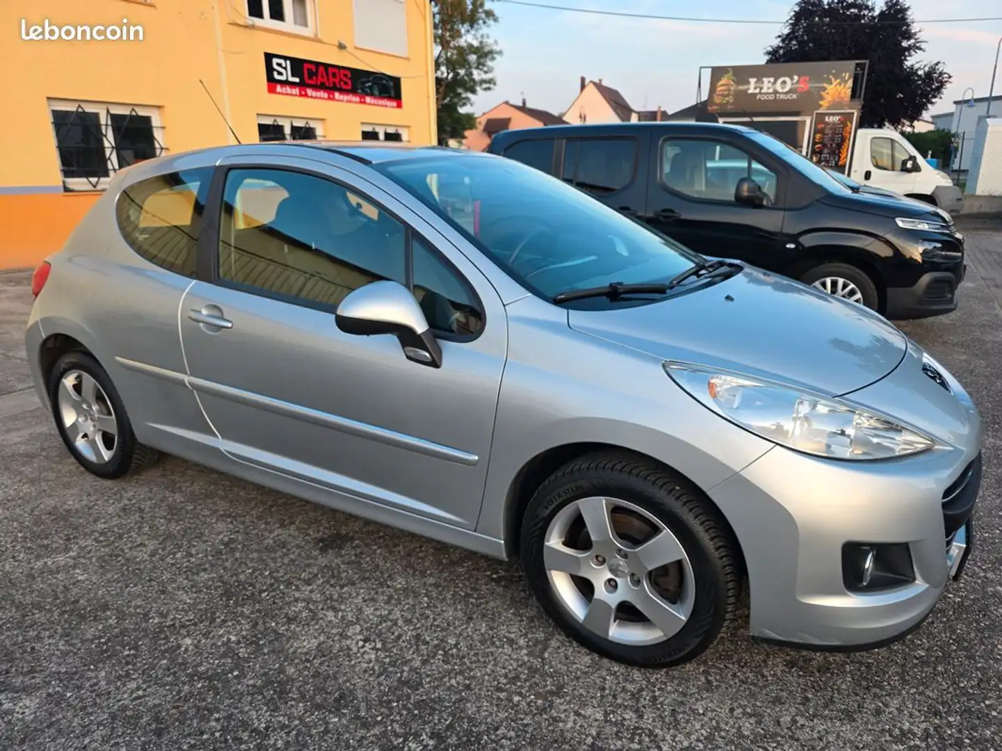 Peugeot 207 1.6l 120ch Urban Move Gris - 1