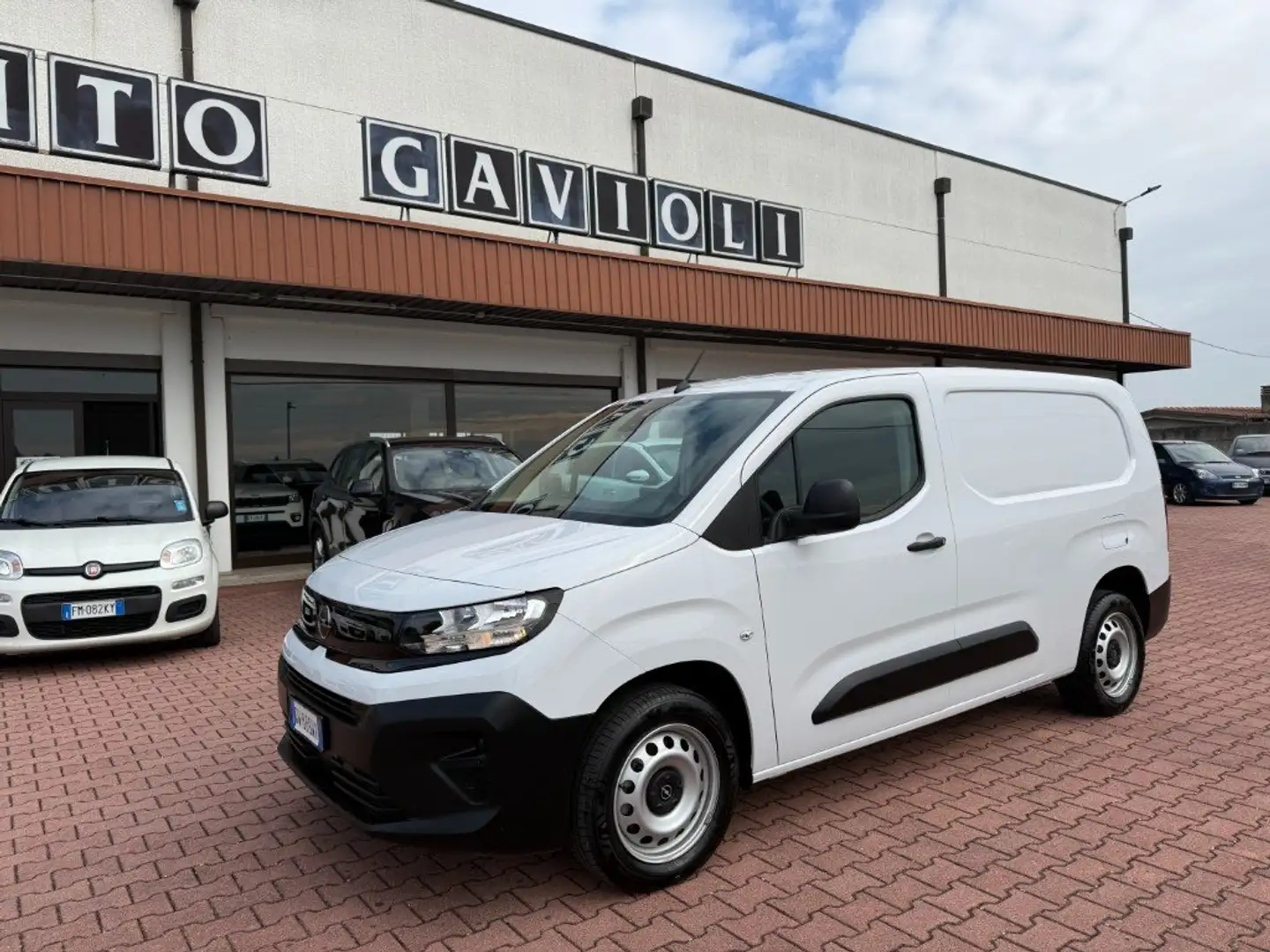Opel Combo Combo cargo L2H1 1.5d 100cv S&S Wit - 1