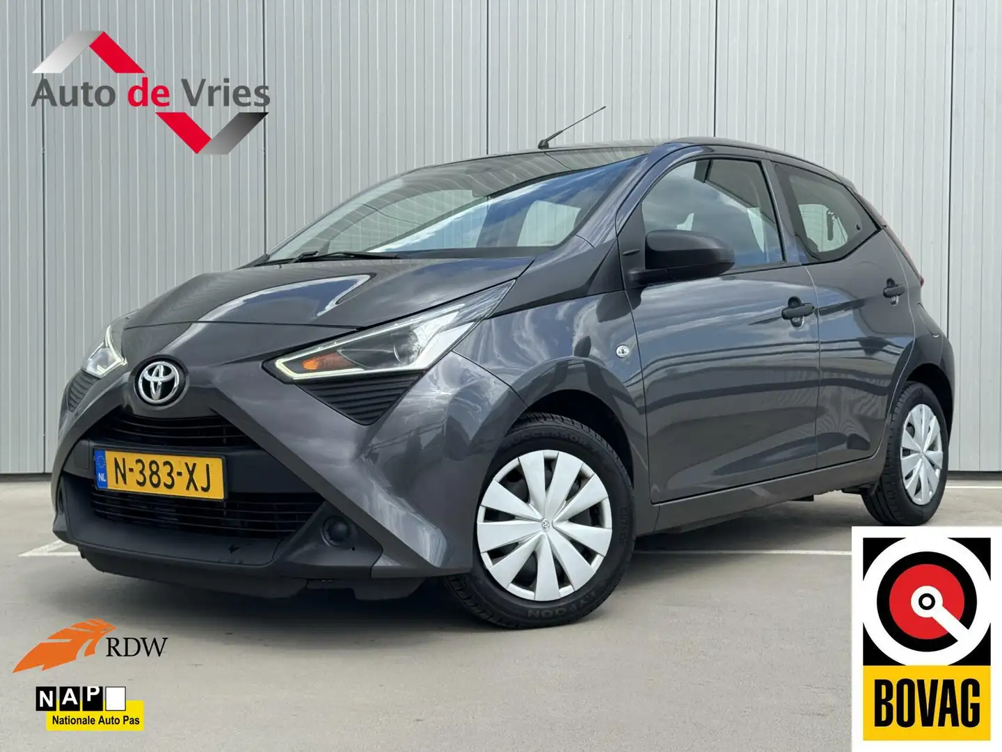 Toyota Aygo 1.0 VVT-i x-fun|Airco|NL-Auto Grau - 1