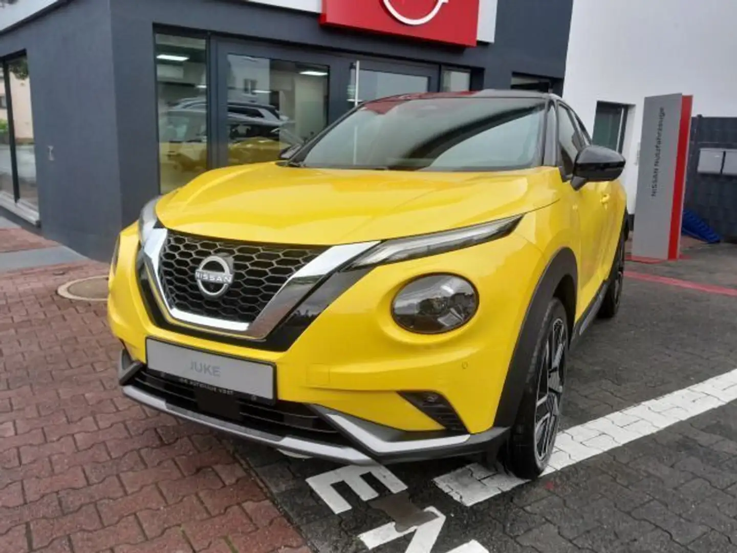 Nissan Juke N-Design°360°KAMERAPAKETPRO°19"ALU°SH°NAVI° Jaune - 2