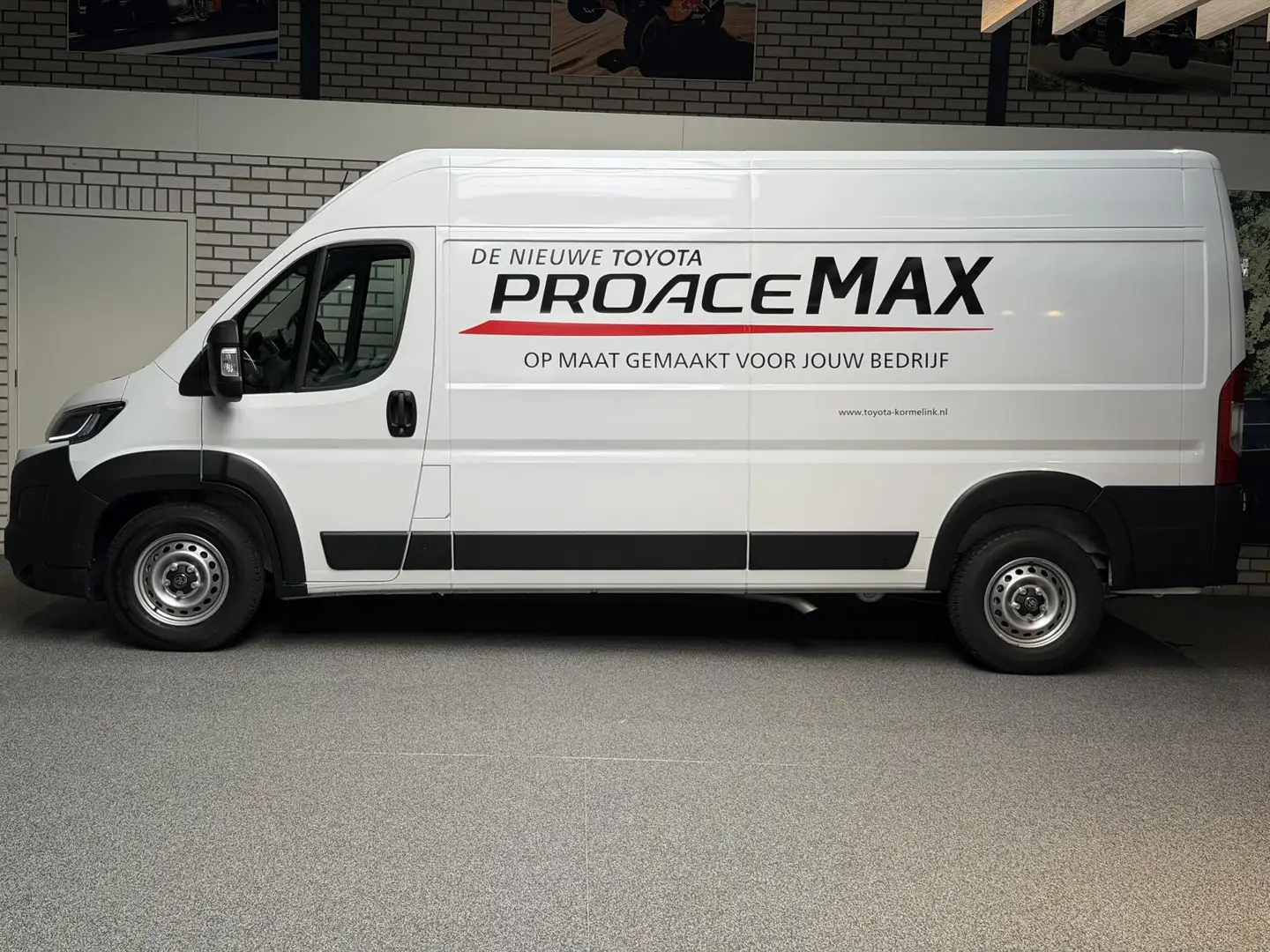 Toyota Proace Max 2.2 D-4D L3H2 3.5t Professional Heavy Weiß - 2
