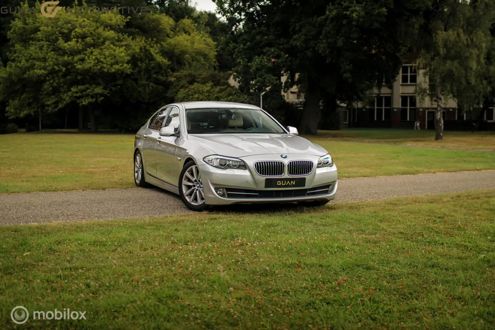 BMW 528 5-serie 528i High Executive Grau - 2