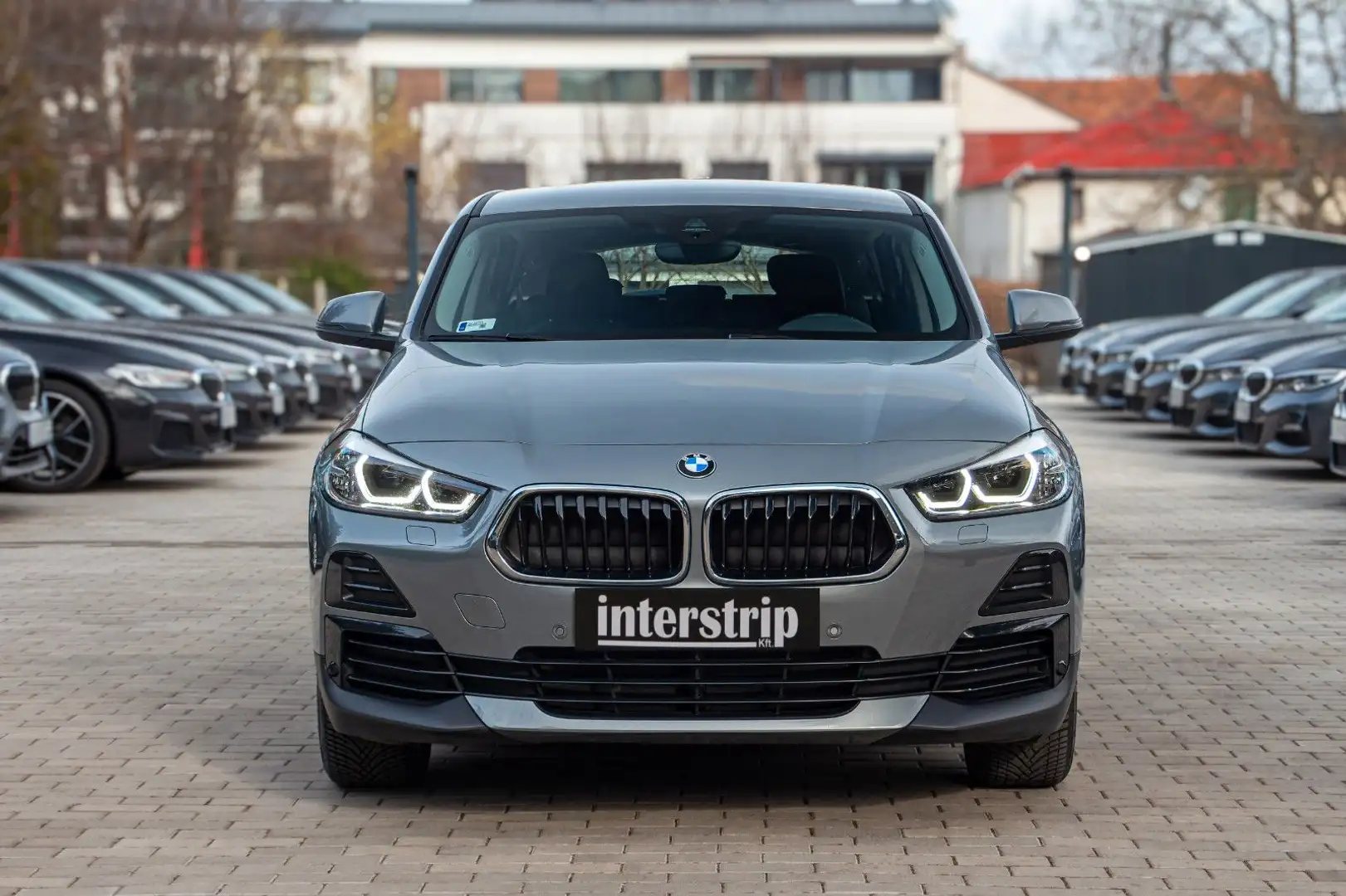 BMW X2 18d ADVANTAGE.LED.SHZ.PARKASS.KAMERA. Gris - 2