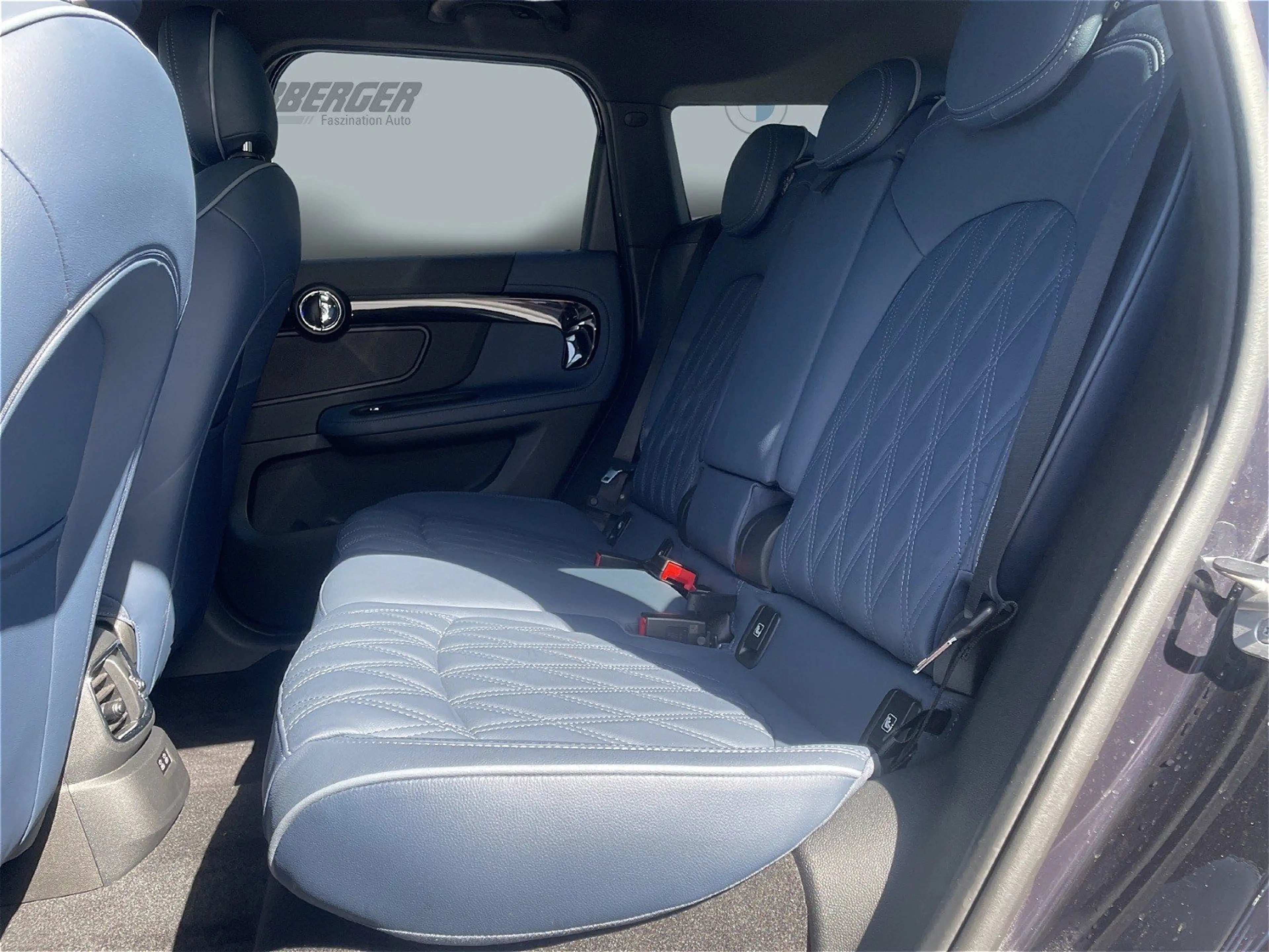 MINI Cooper SE ALL4 Countryman — photo 11