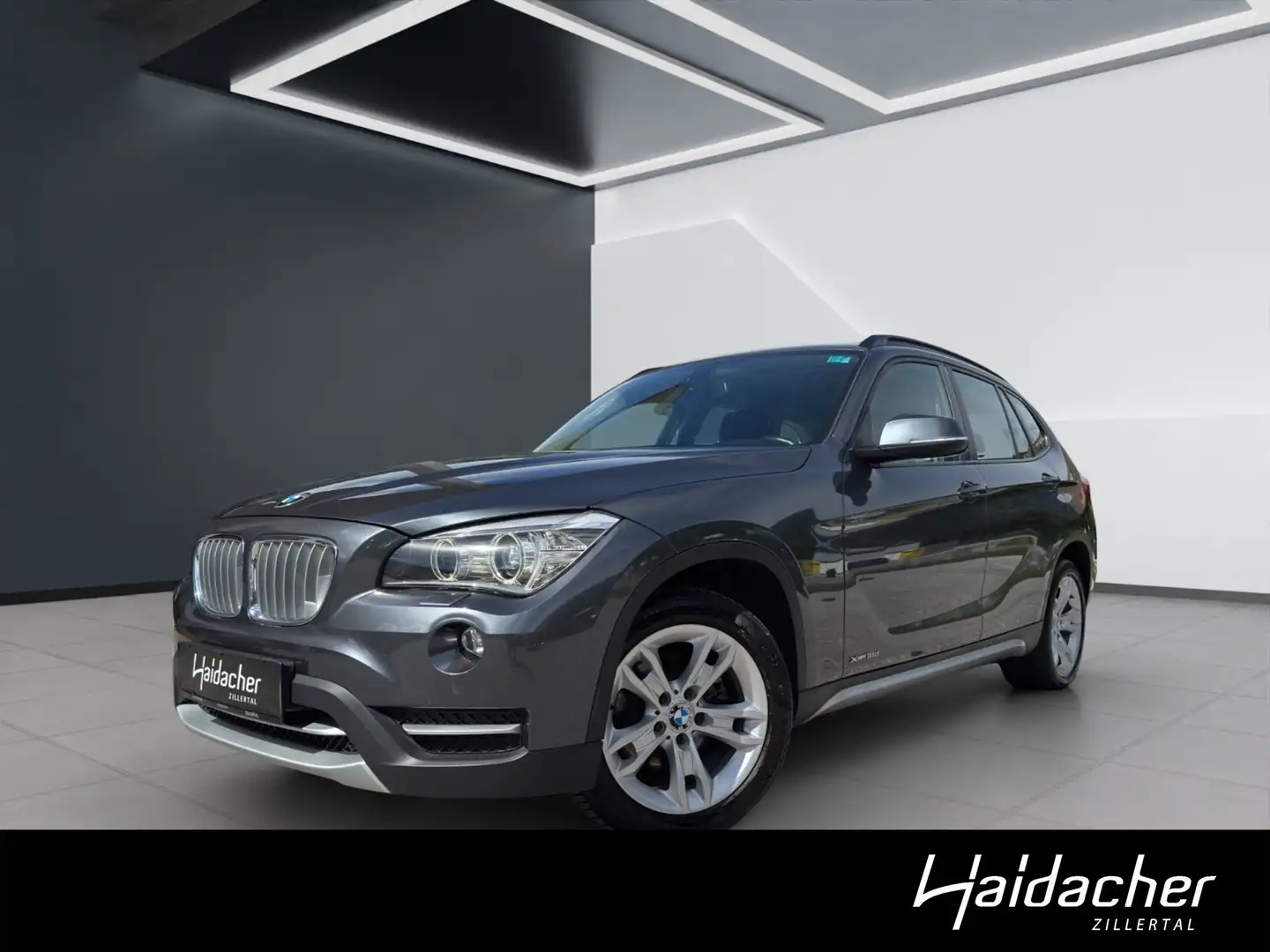 BMW X1 xDrive 18d E84 N47 Grau - 1