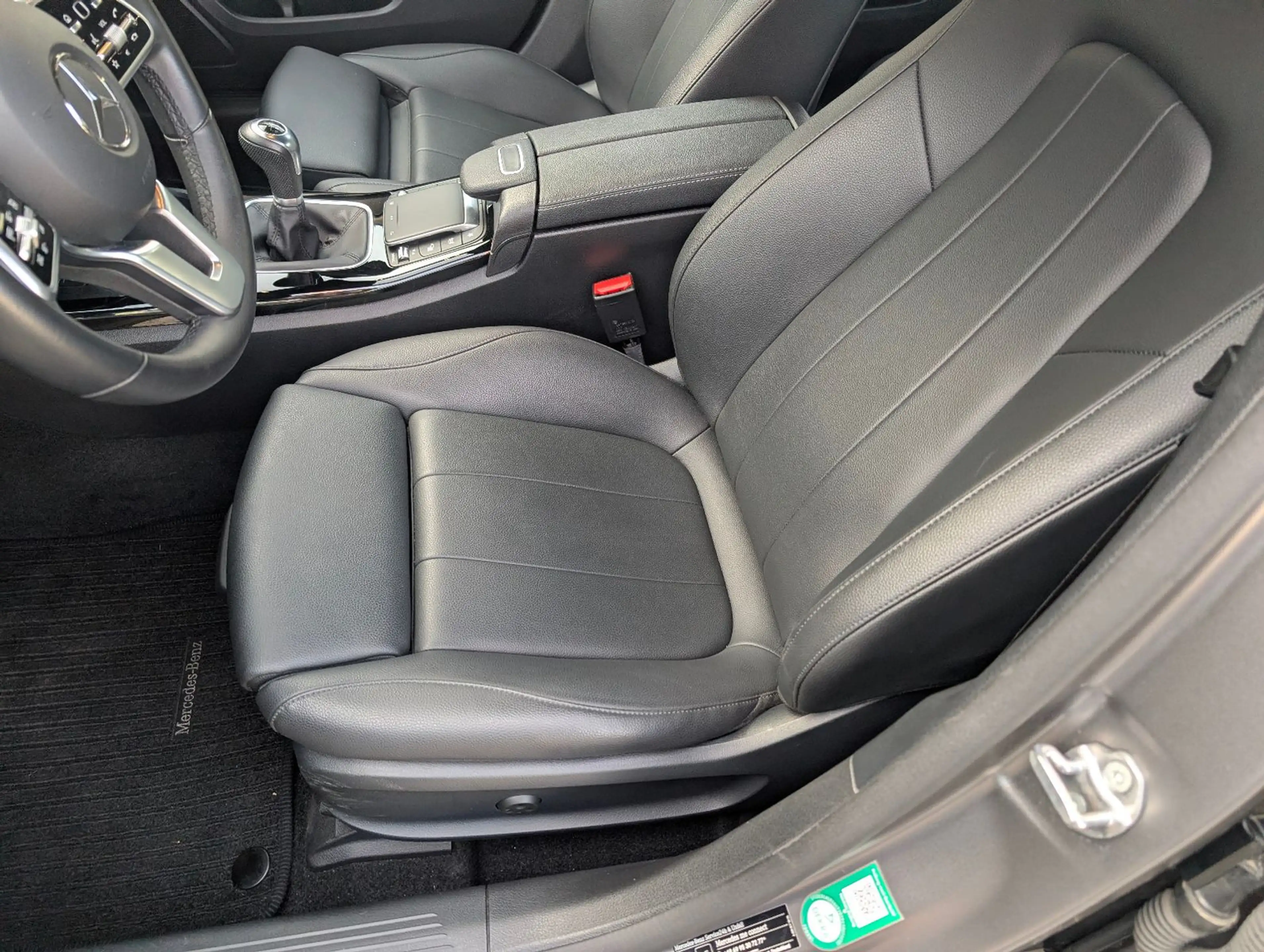 Mercedes-Benz A 200 Progressive Pano designo magno — photo 15