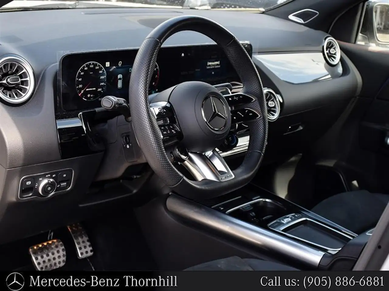 Mercedes-Benz GLA снимка Mercedes-Benz GLA