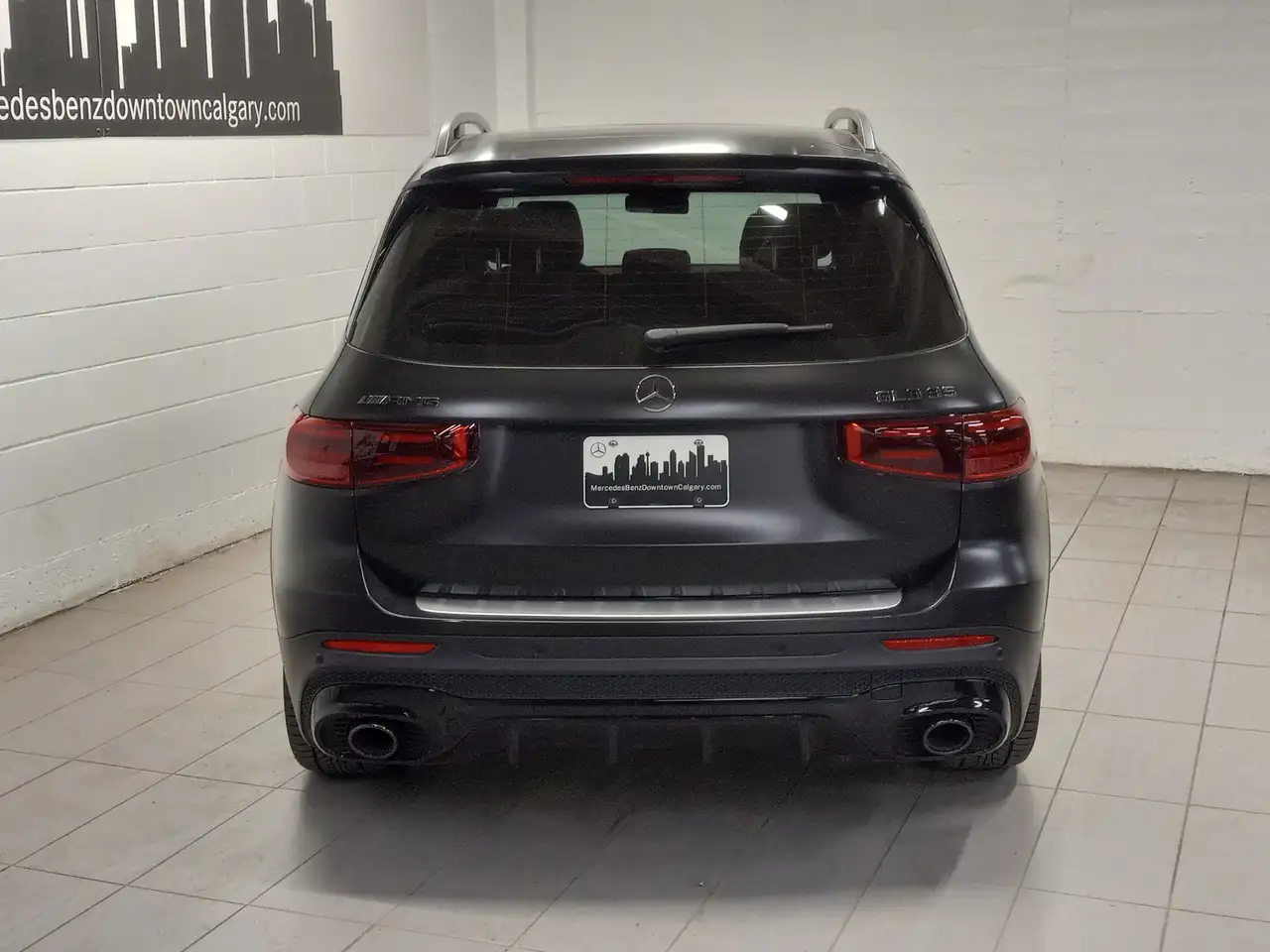 Mercedes-Benz GLB снимка Mercedes-Benz GLB