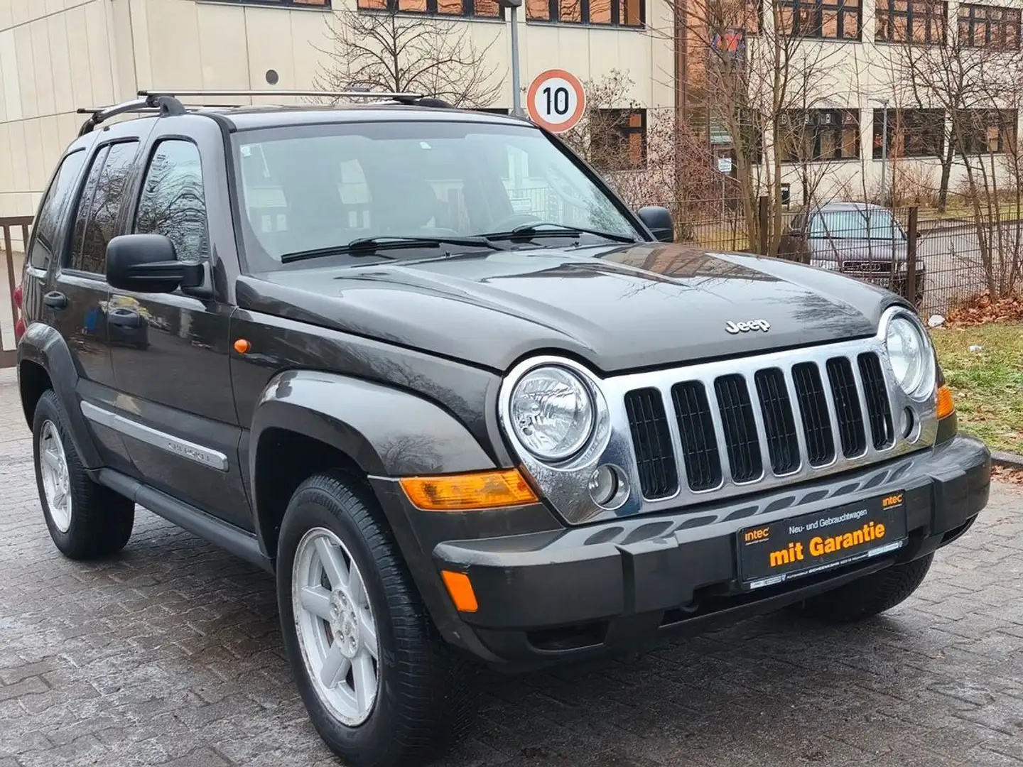 Jeep Cherokee 3.7 Limited Braun - 1