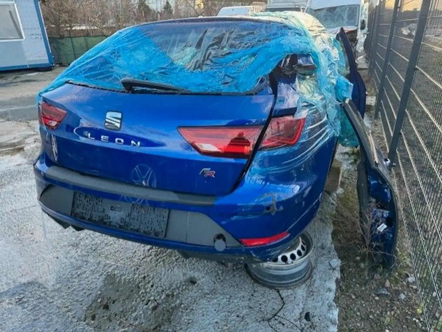 SEAT Leon ST FR-Line 1.5 TSI Nur Karosse Bleu - 1