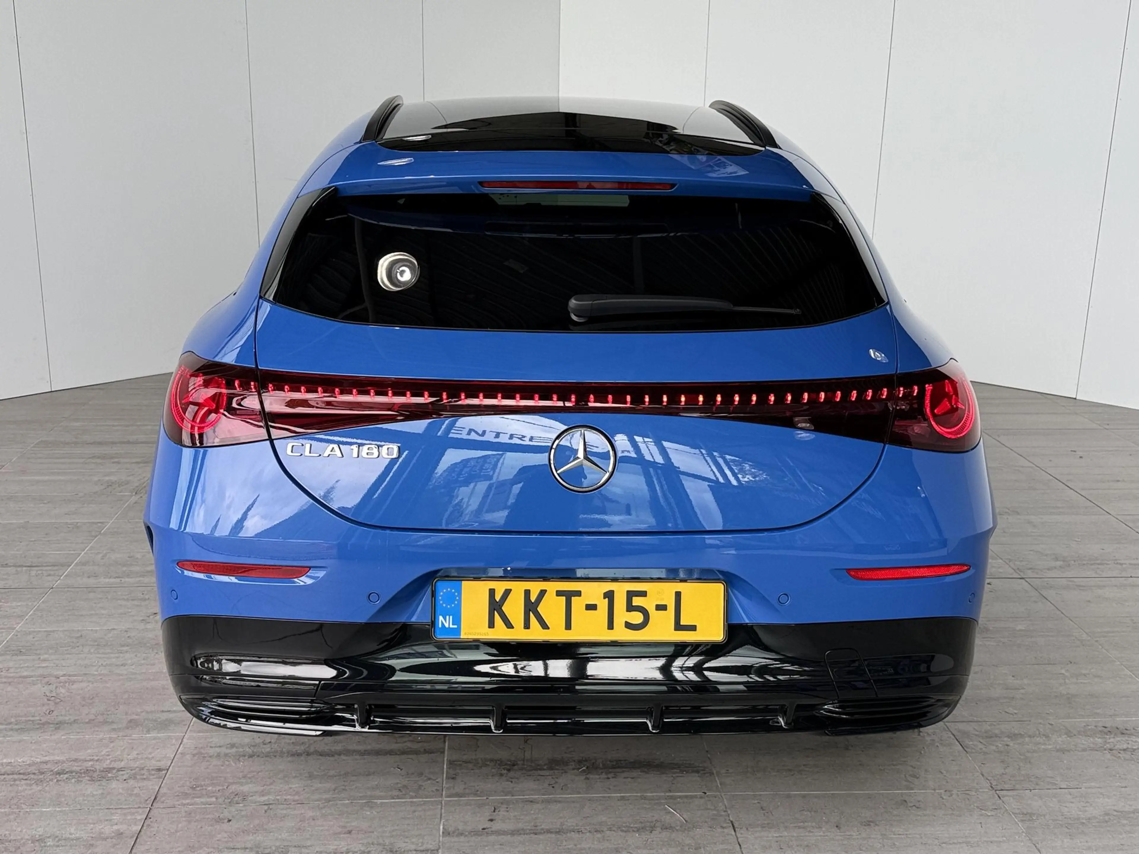 Mercedes-Benz CLA 180 Shooting Brake Business Solution AMG | Nightpakket — photo 5