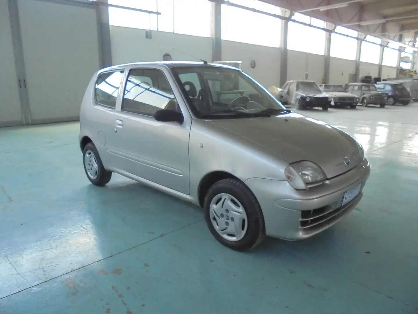 Fiat 600 600 1.1 50th Anniversary CLIMA ABS Zilver - 2