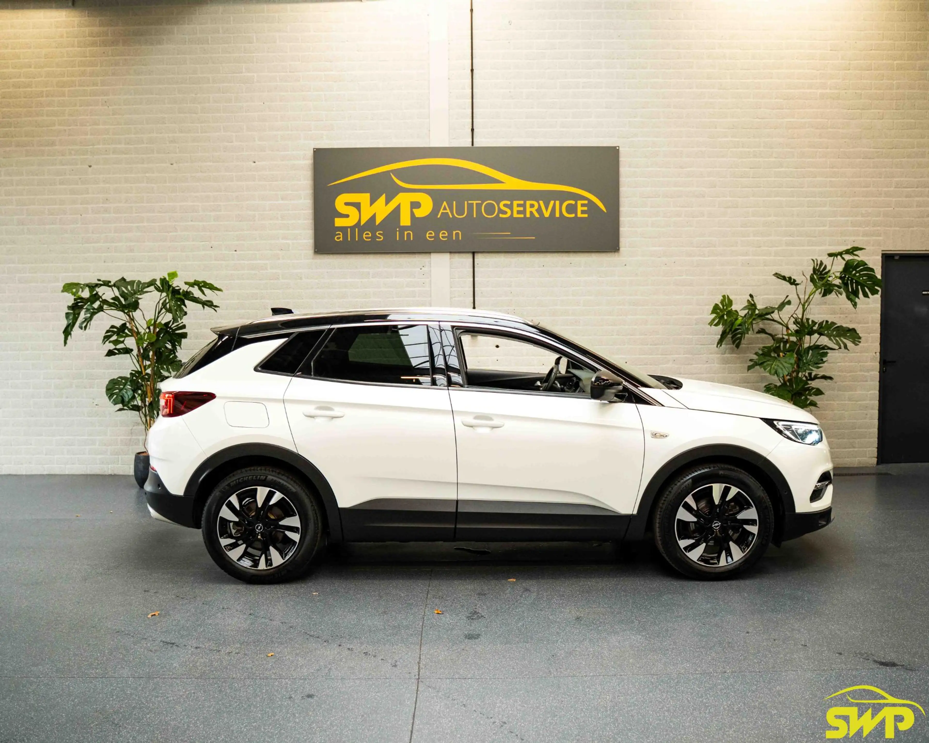 Opel Grandland X 1.6 Turbo Ultimate | Elektr stoelen | Stoel ventil — photo 26