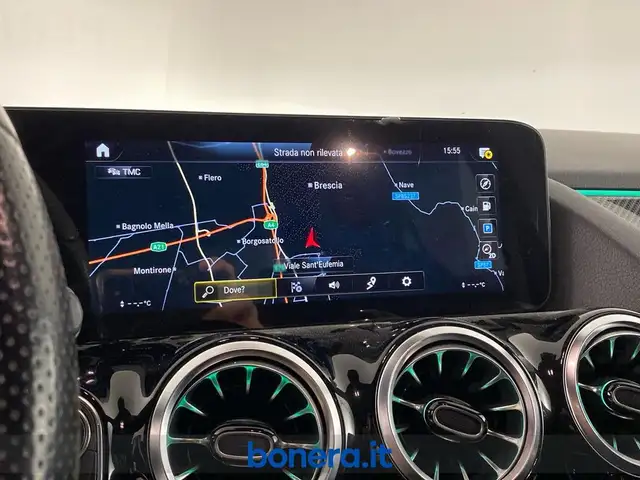 Mercedes-Benz Gla view 15