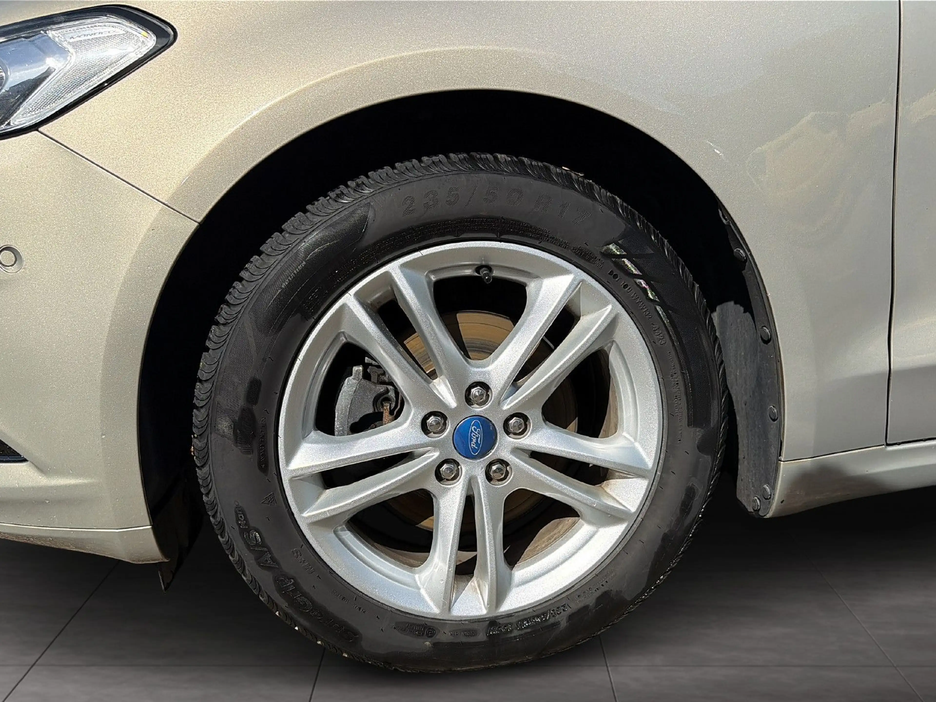 Ford Mondeo Turnier Titanium — photo 9