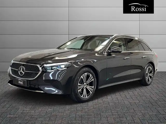 Mercedes-Benz E 220 d 4MATIC Station Wagon